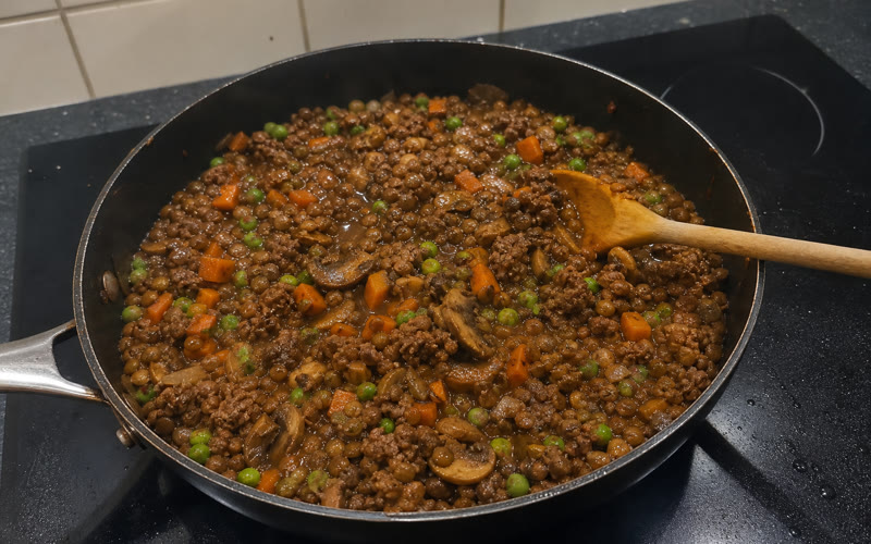 Lamb, lentils, mushrooms and veg becoming the pie filling